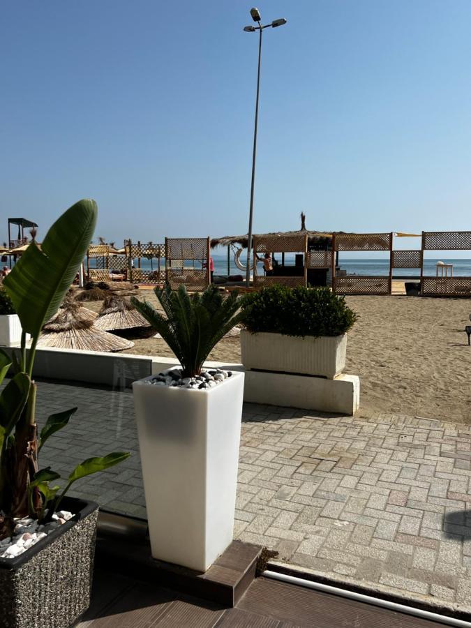Zen Beachfront 103 1tb Internet Appartement